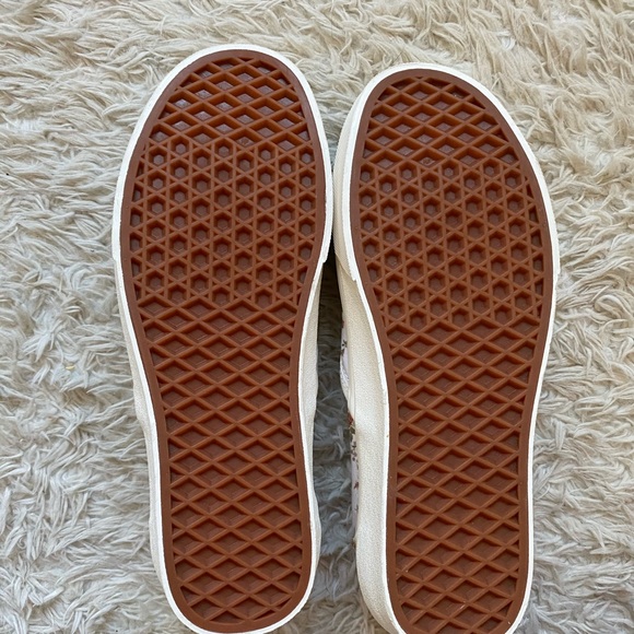 SOLD - Picture 3 of 5